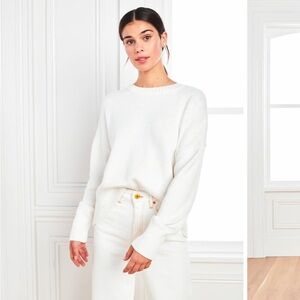 Quince 100% organic cotton boyfriend crew sweater. Cream color. Size small.